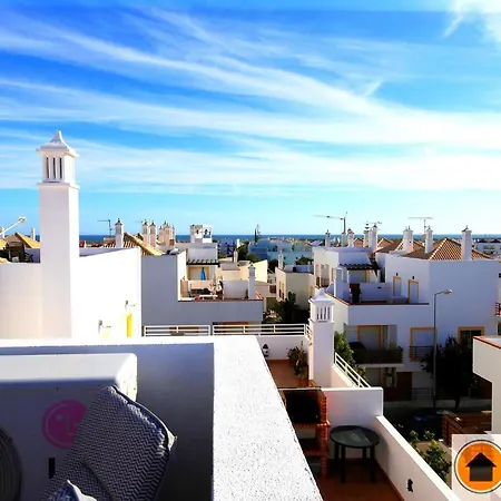 Getaway, Quinta Do Gomeira * Ταβίρα